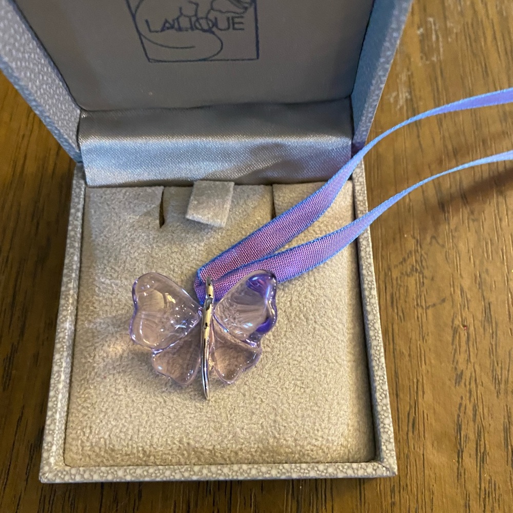 Lilac Papillon Lalique necklace
